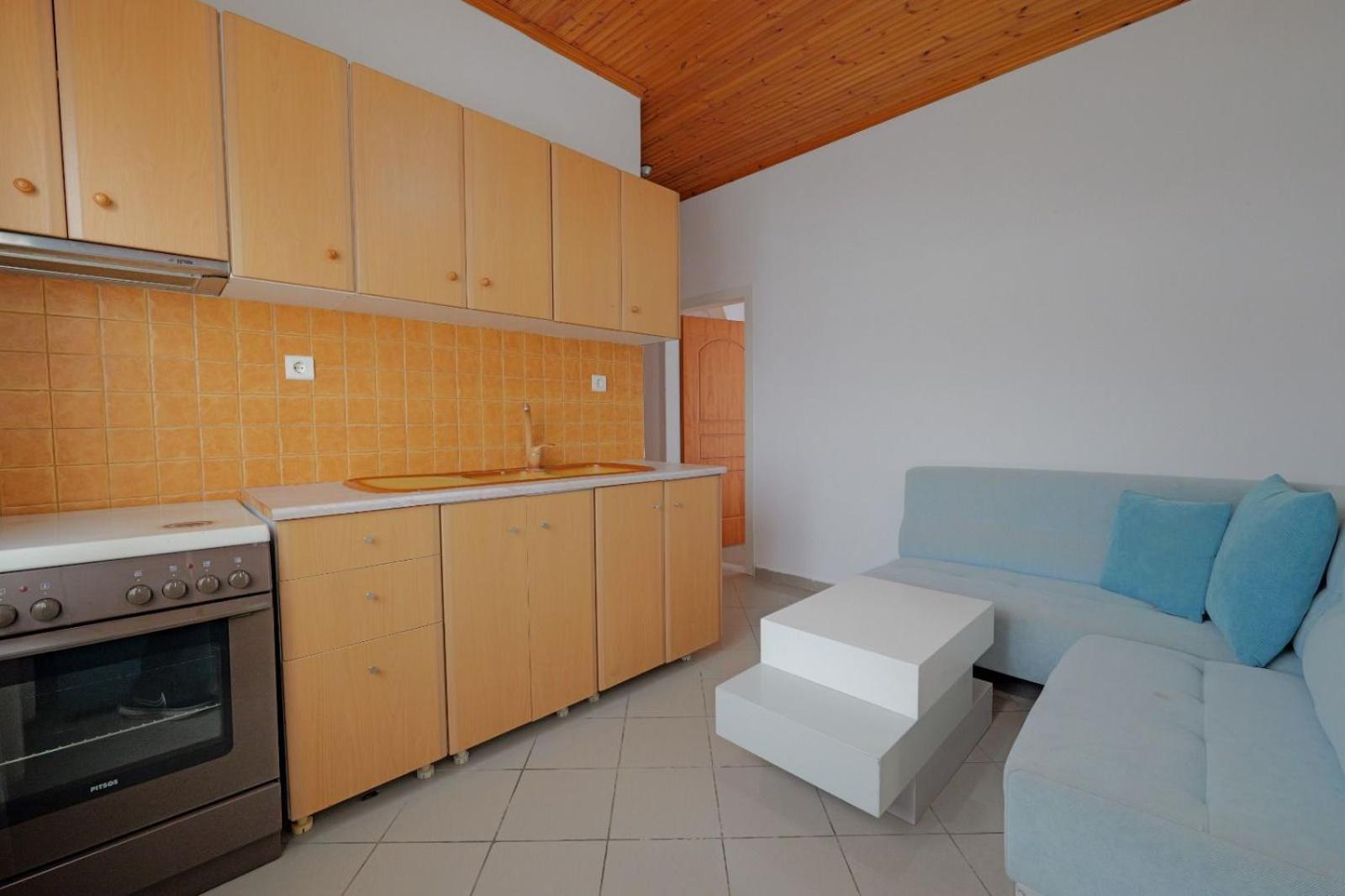 Hotel Eden Sarandë Esterno foto
